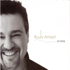 Feliz do CD On Time. Artista: Rudy Arnaut